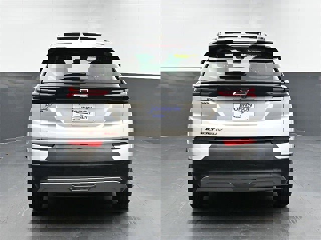 Used 2023 Chevrolet Bolt EUV Premier w/ Sun & Sound Package image 13