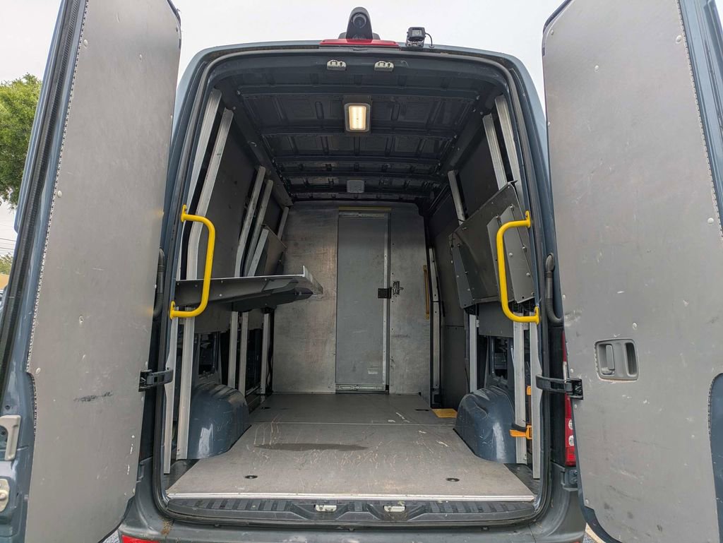 Used 2018 Mercedes-Benz Sprinter 144 Cargo image 13