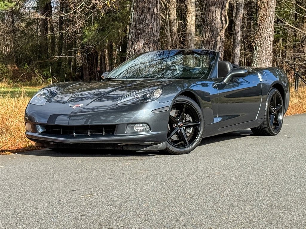 Used 2013 Chevrolet Corvette Convertible RWD image 10