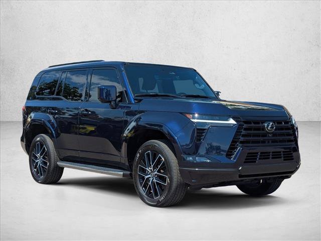 Used 2024 Lexus GX 550 w/ Accessory Package (2T) AWD/4WD image 3