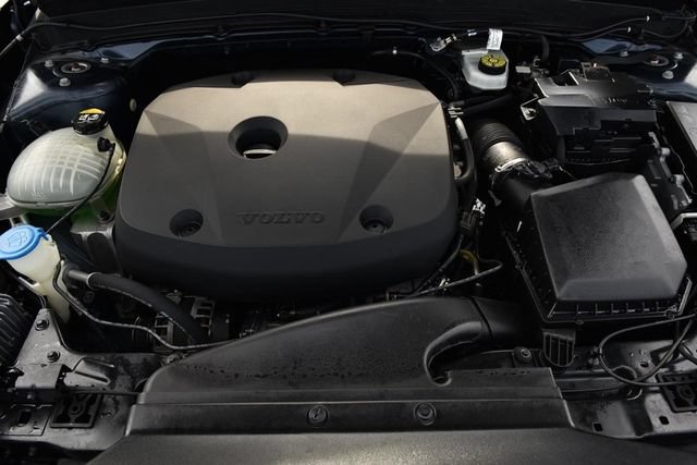 Used 2022 Volvo XC40 T5 Inscription w/ Climate Package AWD/4WD image 30