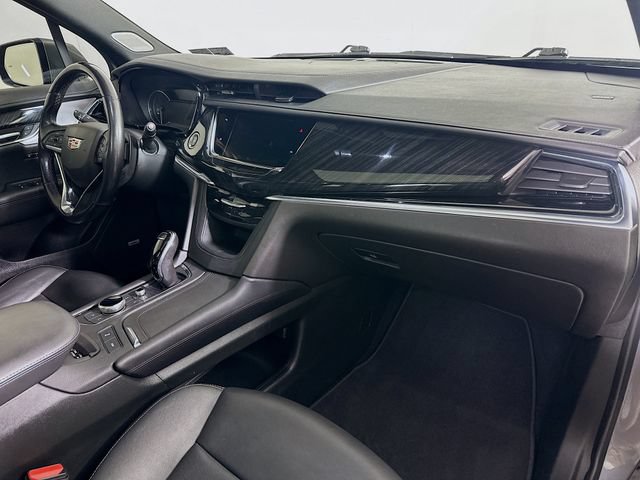 Used 2022 Cadillac XT6 Premium Luxury AWD/4WD image 38