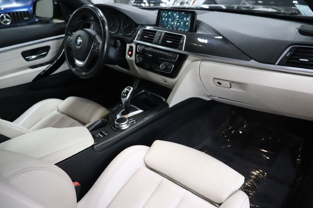 Used 2020 BMW 440i xDrive Convertible w/ M Sport Package image 30