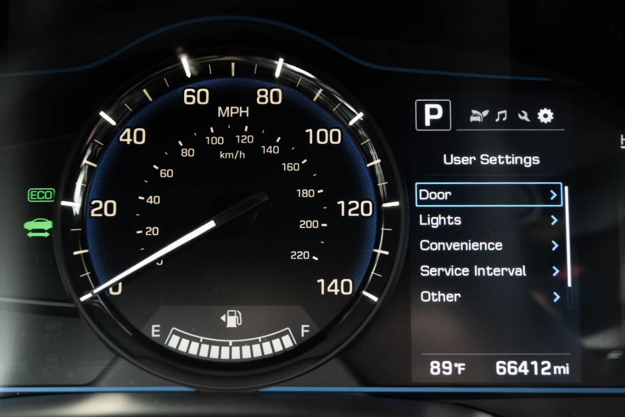 Used 2019 Hyundai Ioniq Blue FWD image 3