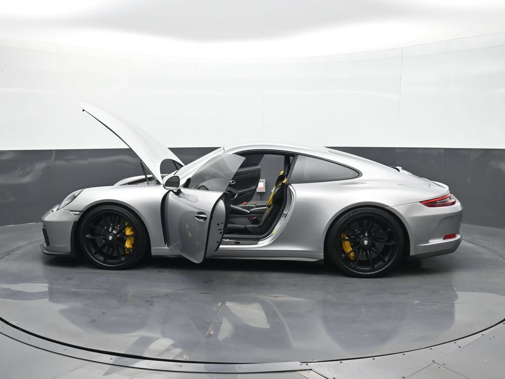 Used 2018 Porsche 911 GT3 RWD image 25