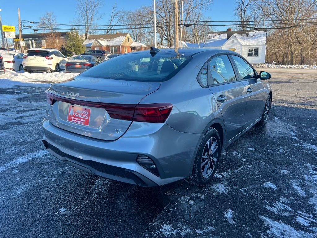 Used 2024 Kia Forte LXS w/ LXS Technology Package image 6