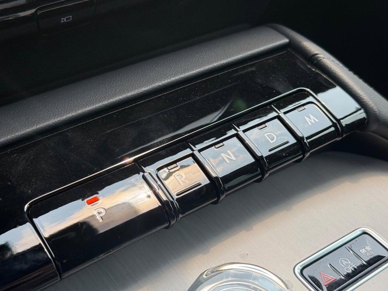 New 2025 Lincoln Navigator Reserve w/ Jet Appearance Package AWD/4WD image 23