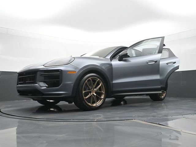 New 2026 Porsche Cayenne Turbo GT image 31