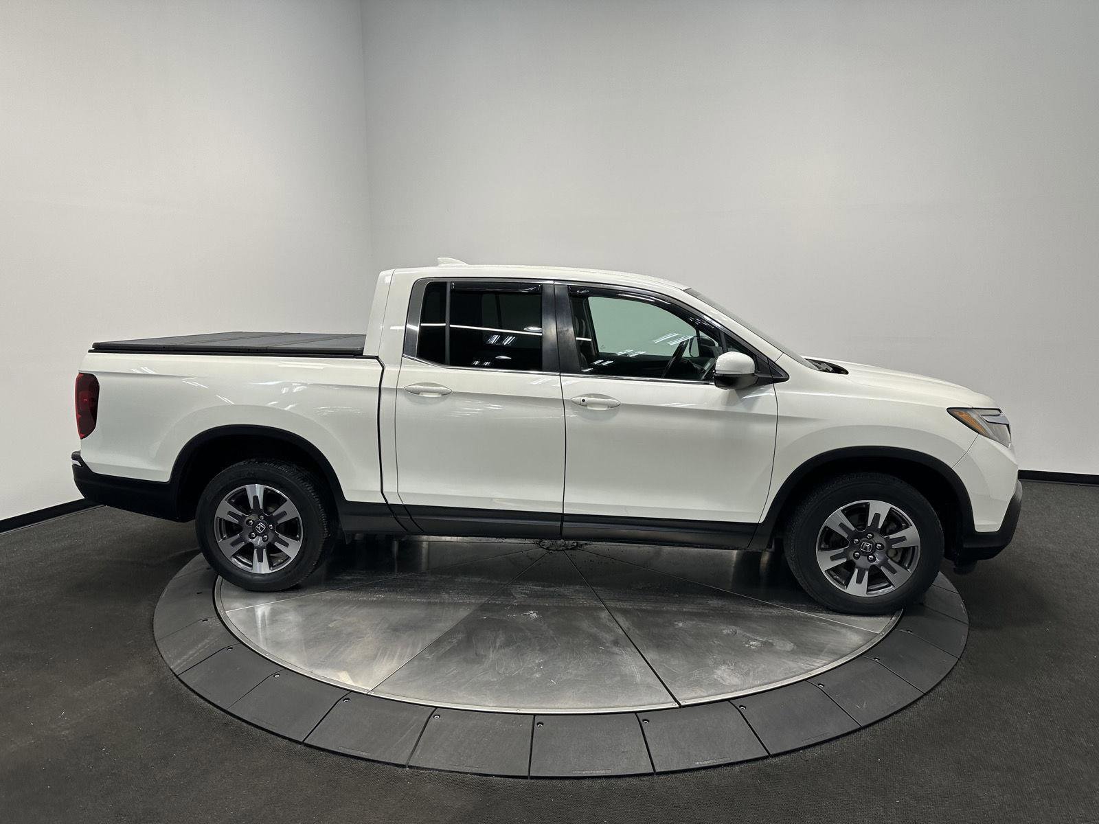 Used 2017 Honda Ridgeline RTL image 7