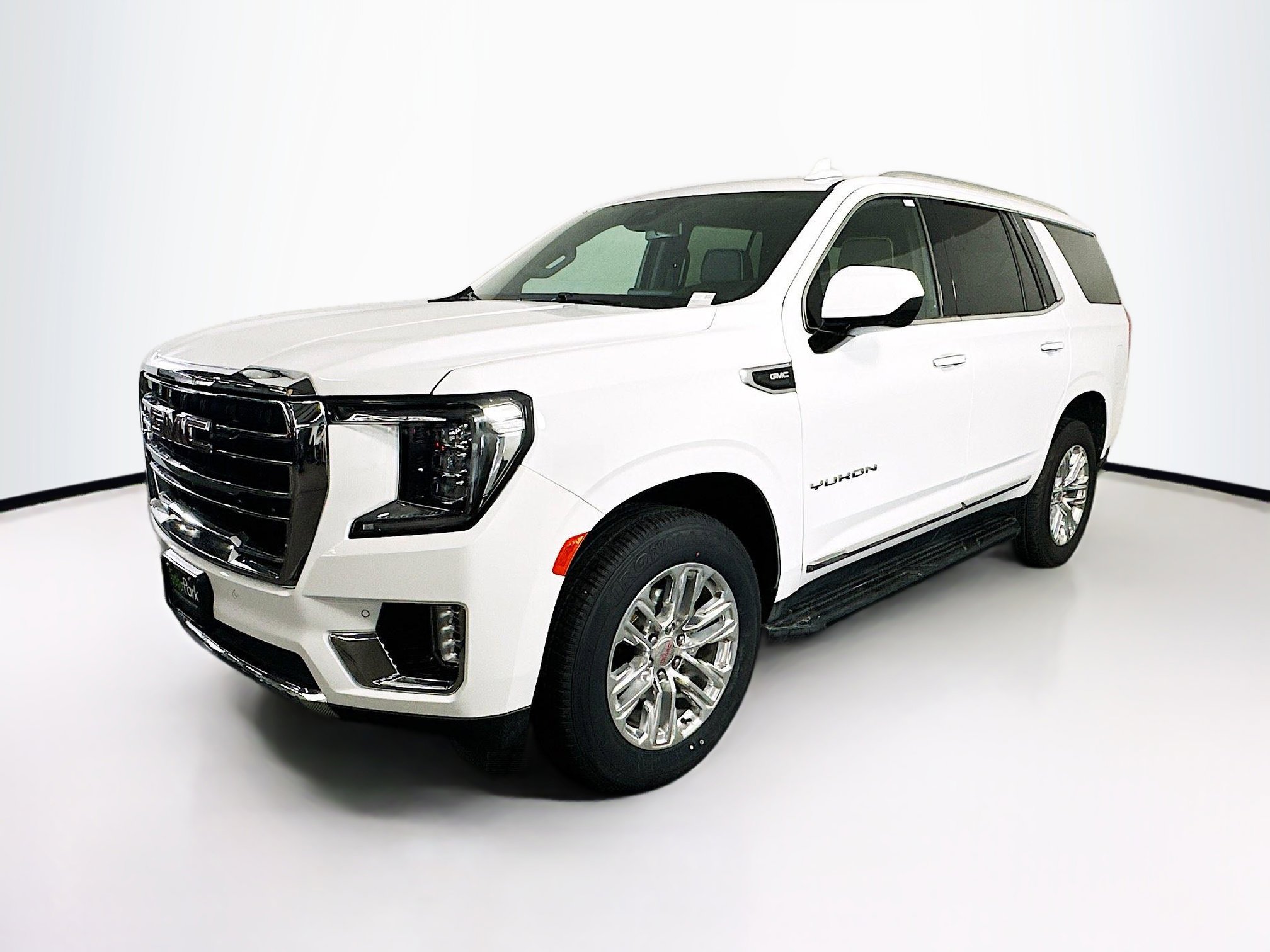 Used 2024 GMC Yukon SLT image 3