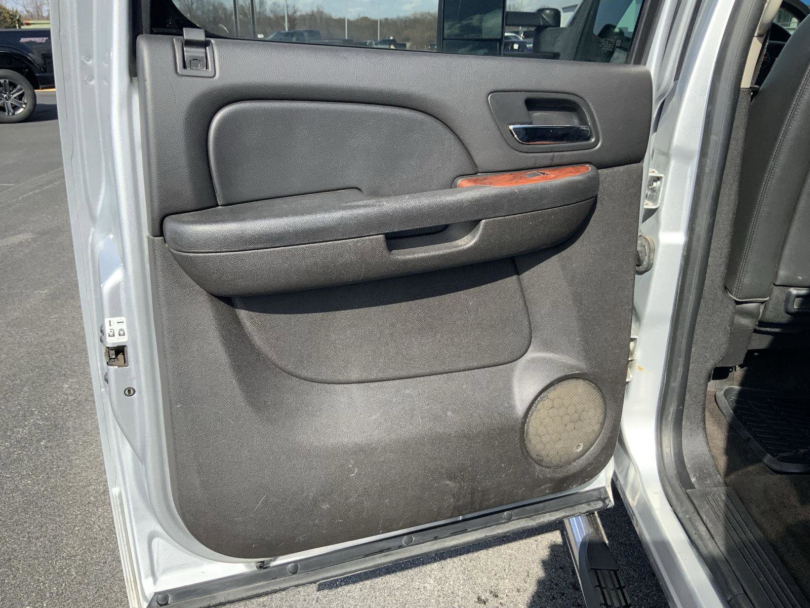 Used 2014 GMC Sierra 2500 SLT w/ SLT Convenience Package image 49