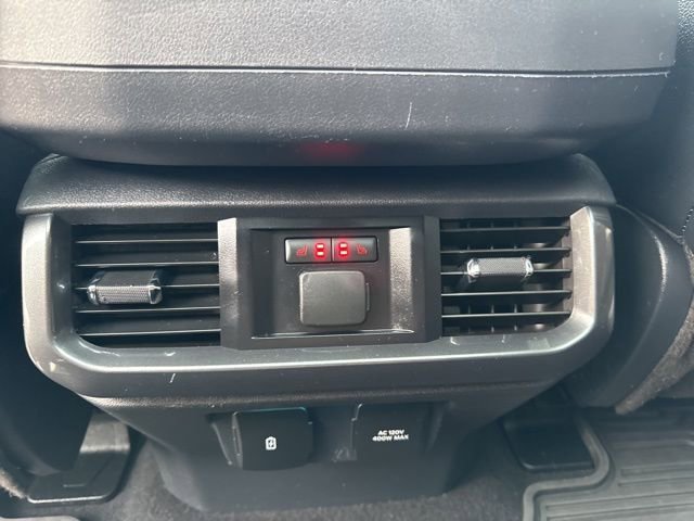 Used 2023 Ford F150 Lariat w/ Equipment Group 502A High image 17