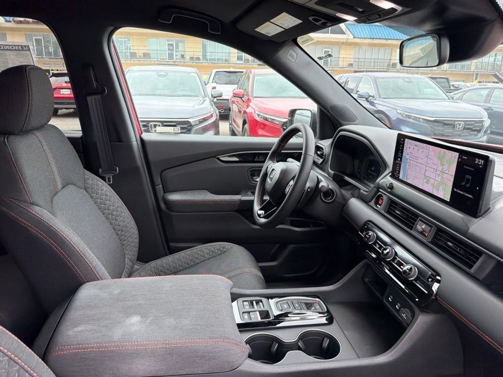 New 2026 Honda Pilot Sport image 12