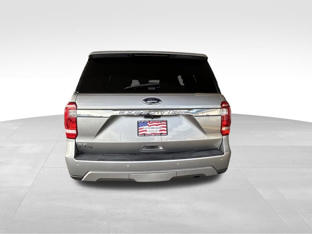 Used 2020 Ford Expedition XLT w/ Equipment Group 202A RWD image 5