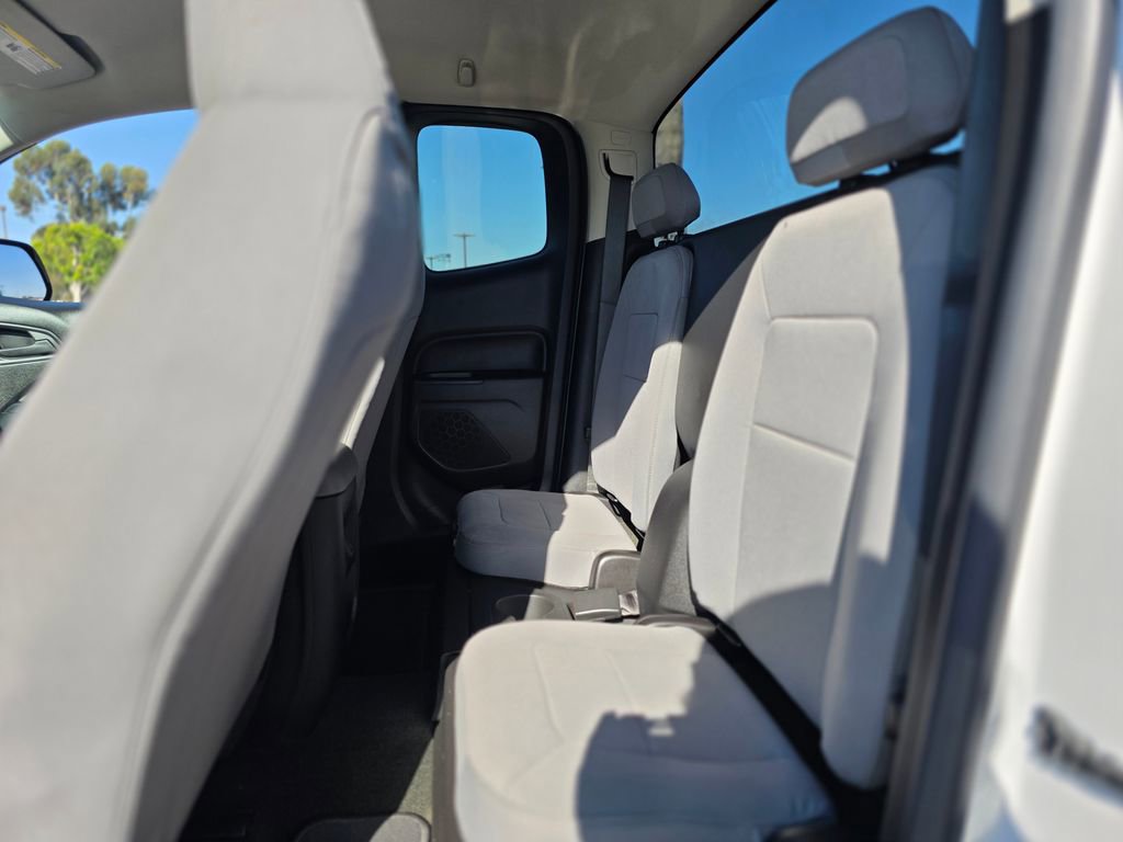 Used 2017 Chevrolet Colorado W/T w/ WT Convenience Package RWD image 13