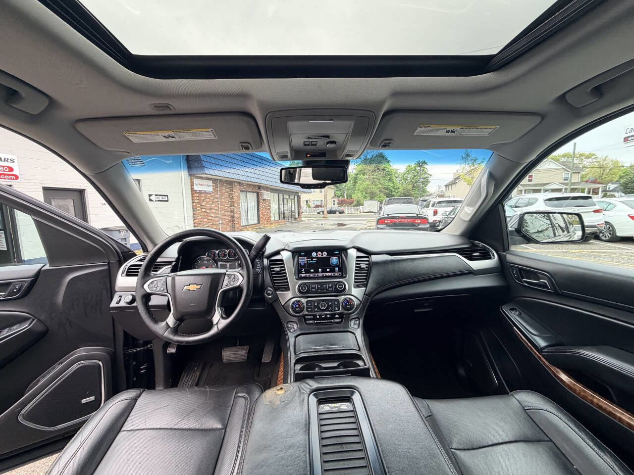 Used 2015 Chevrolet Suburban LTZ AWD/4WD image 42