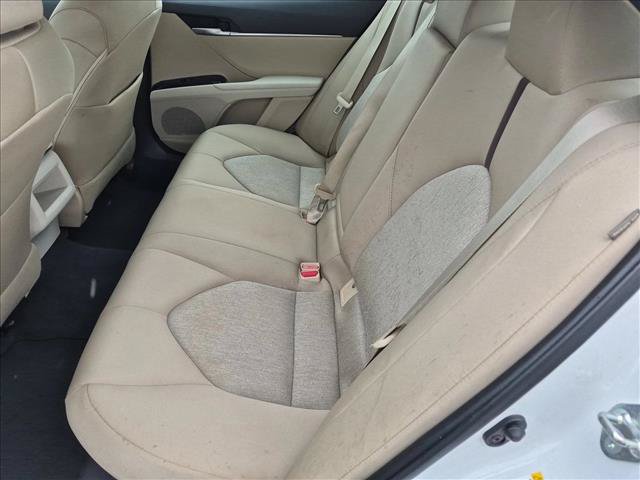 Used 2018 Toyota Camry LE FWD image 17