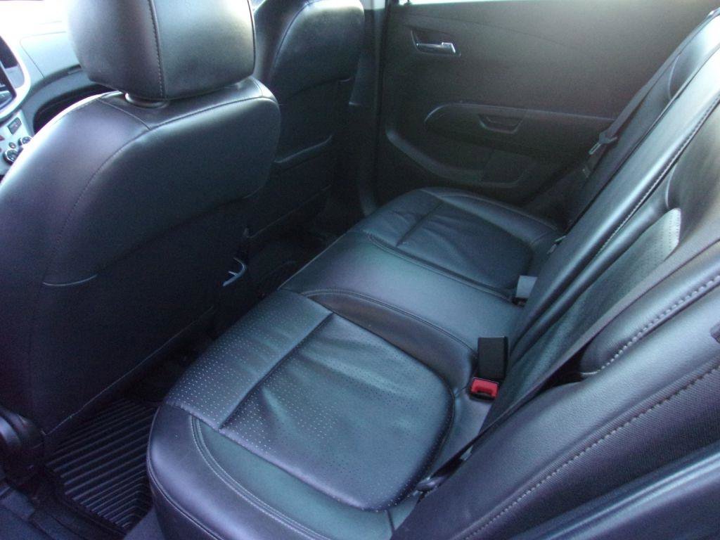 Used 2019 Chevrolet Sonic Premier FWD image 7