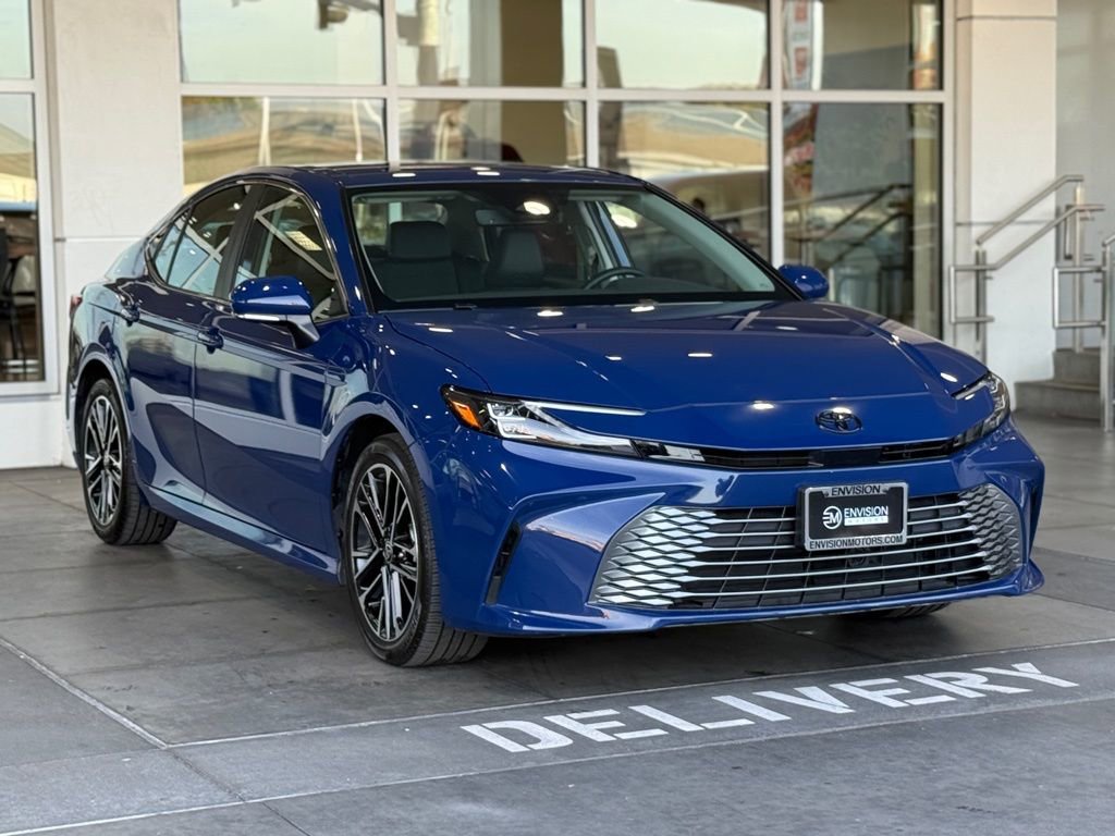 Certified 2025 Toyota Camry XLE FWD image 7