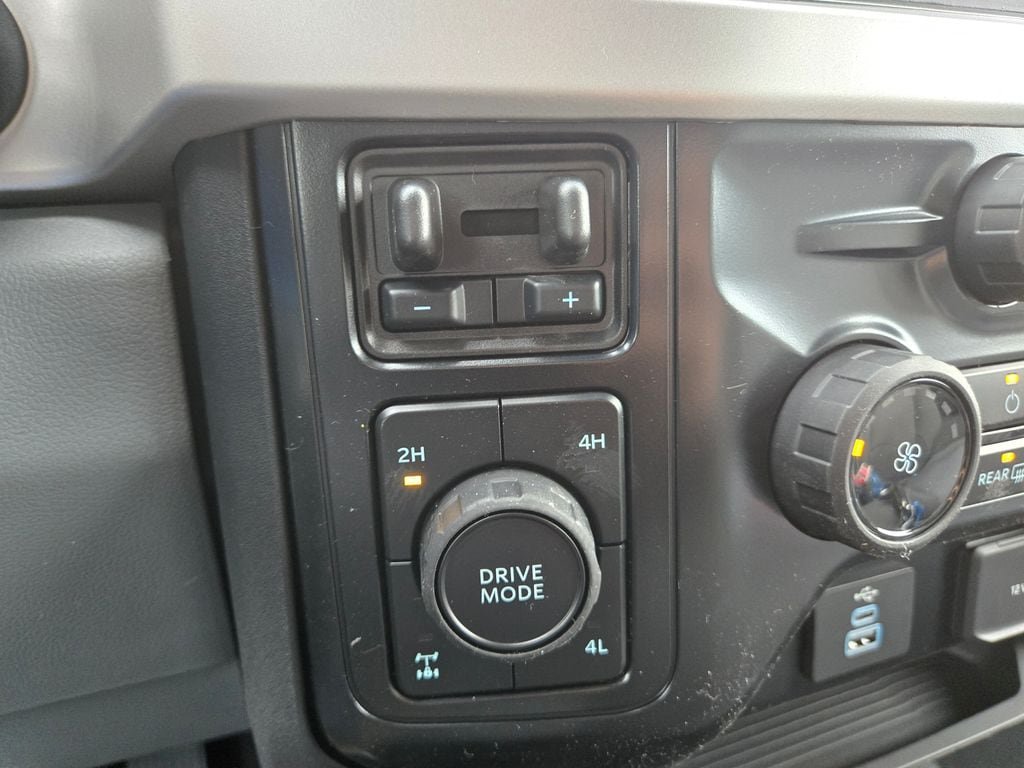 New 2026 Ford F350 XL w/ STX Appearance Package AWD/4WD image 16