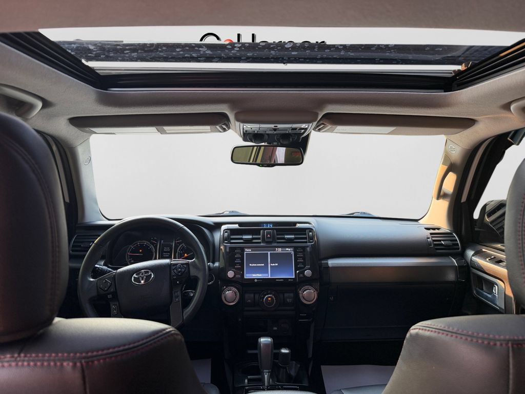 Used 2021 Toyota 4Runner Venture w/ Moonroof Package AWD/4WD image 16