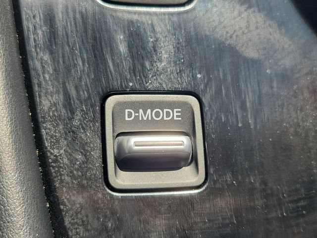 Used 2024 Nissan Rogue Platinum FWD image 29