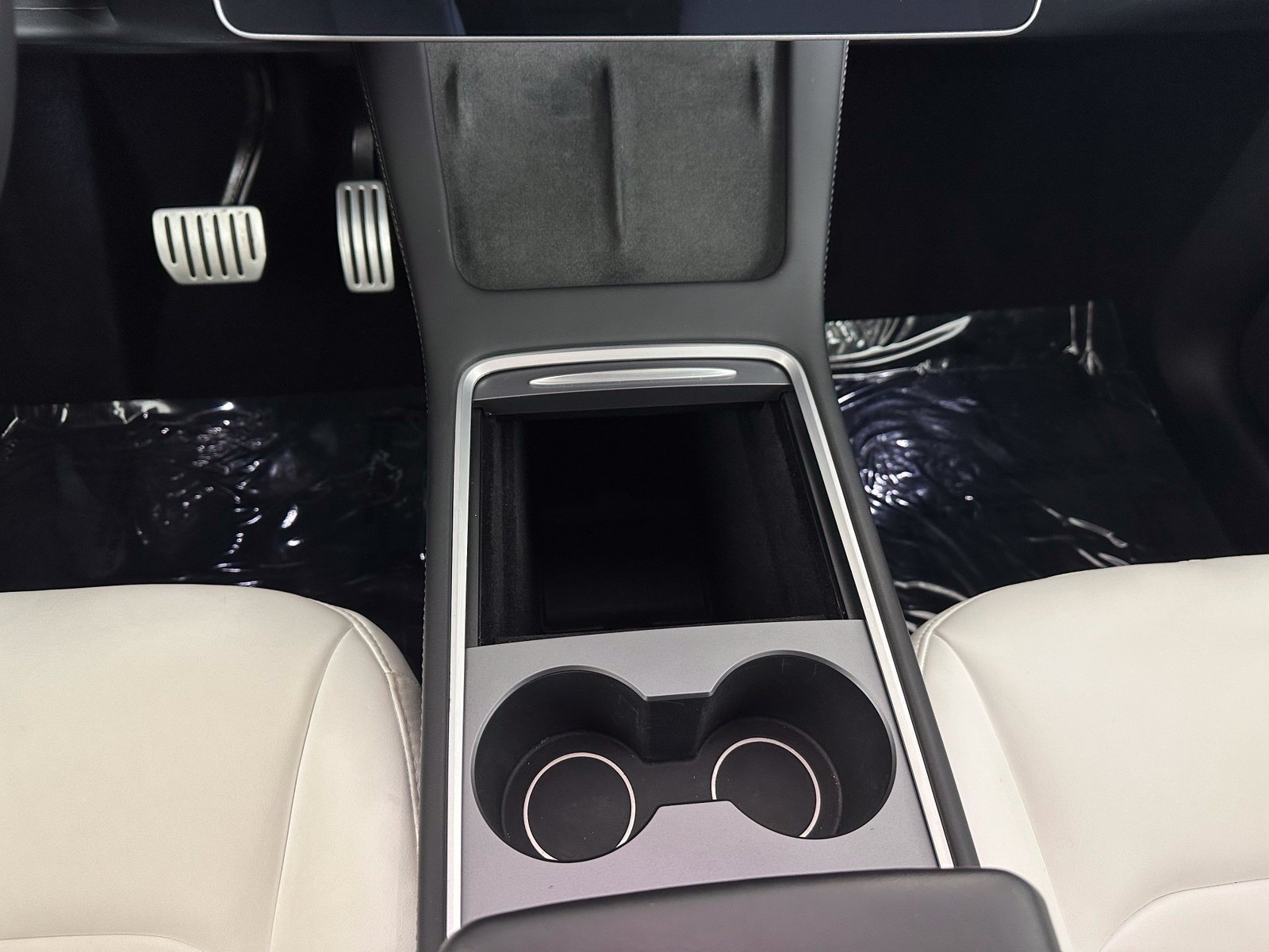 Used 2023 Tesla Model Y Performance AWD/4WD image 15