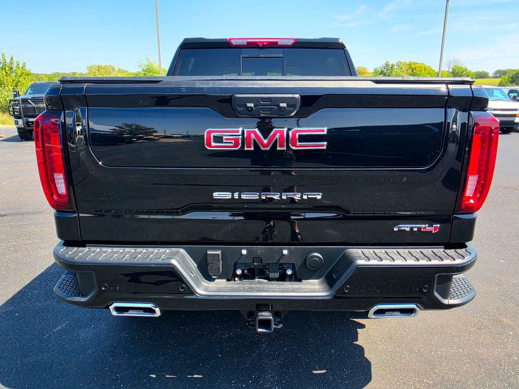 Used 2026 GMC Sierra 1500 AT4 w/ AT4 Premium Package AWD/4WD image 5