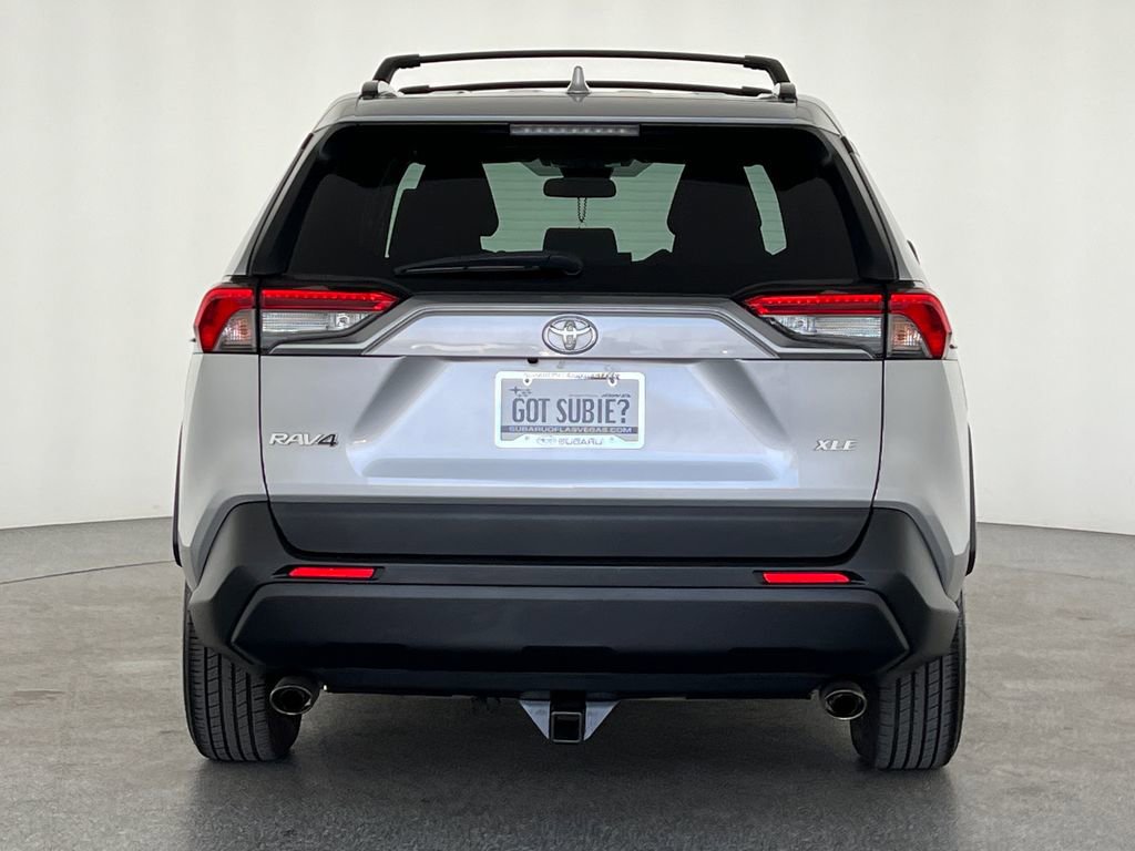 Used 2020 Toyota RAV4 XLE w/ Convenience Package image 5