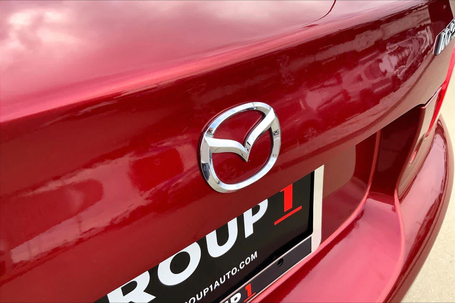 Used 2015 MAZDA MX-5 Miata Grand Touring w/ Premium Package RWD image 31