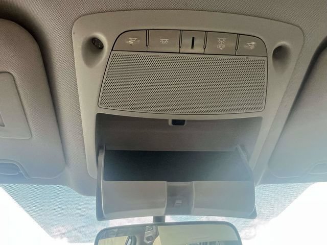 Used 2016 Nissan Rogue S FWD image 32