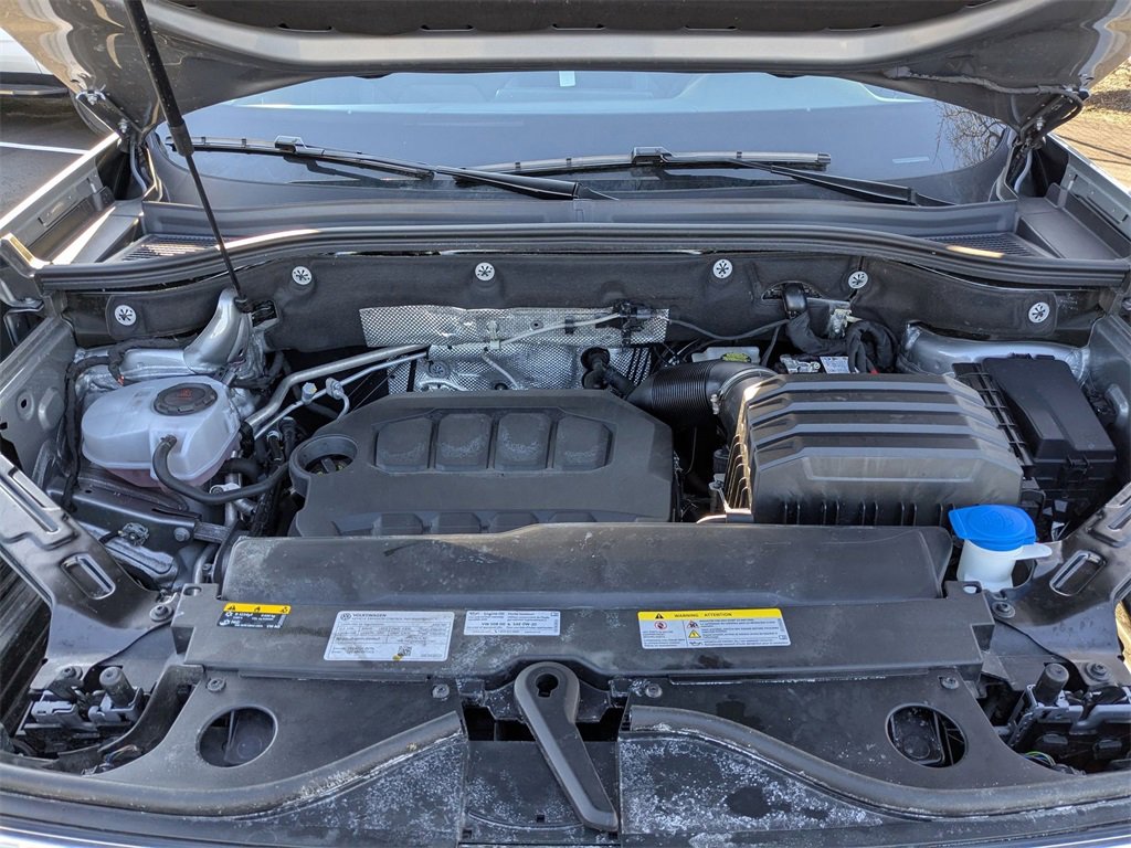 Used 2025 Volkswagen Atlas SE image 40
