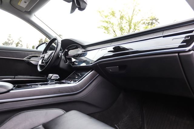 Used 2019 Audi A8 L 3.0T w/ Lighting Package image 44
