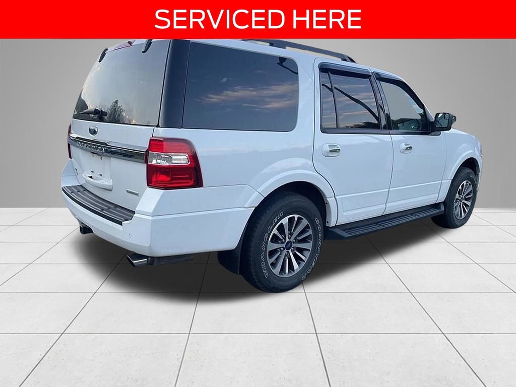 Certified 2017 Ford Expedition XLT w/ Equipment Group 201A AWD/4WD image 4