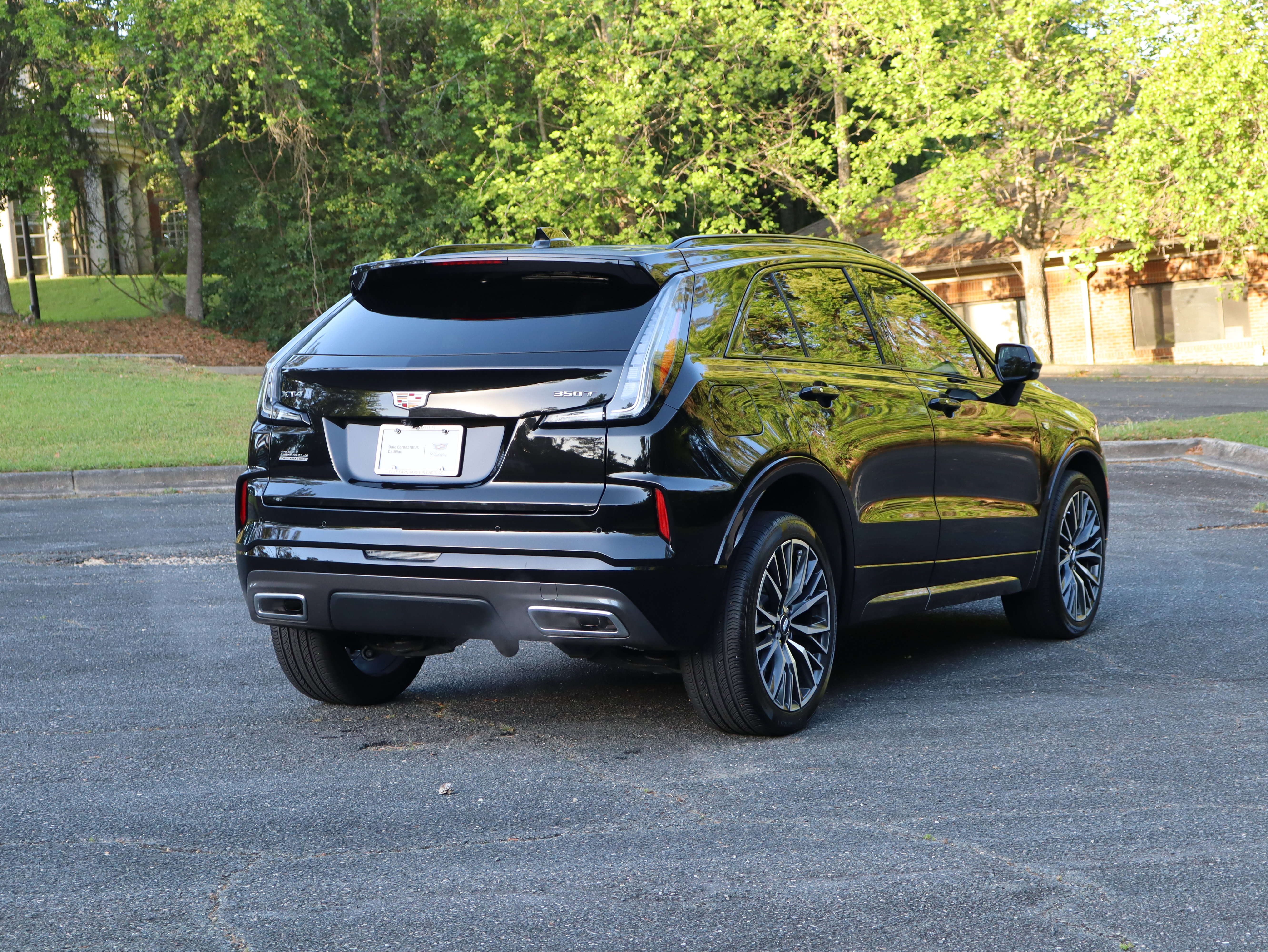Used 2024 Cadillac XT4 Sport image 7