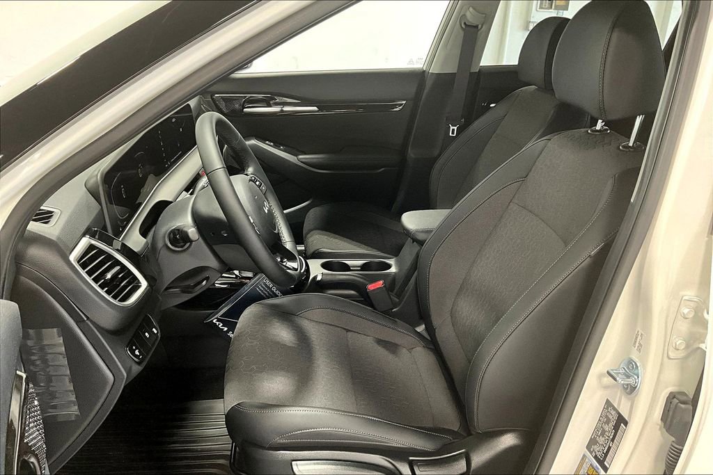 New 2026 Kia Seltos S image 12