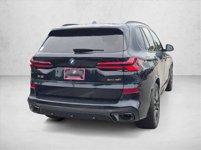 New 2026 BMW X5 xDrive40i w/ M Sport Package AWD/4WD image 2