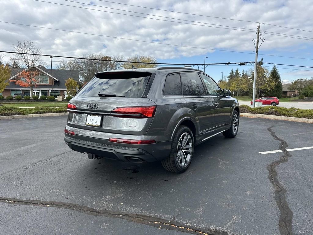 New 2026 Audi Q7 2.0T Premium image 7