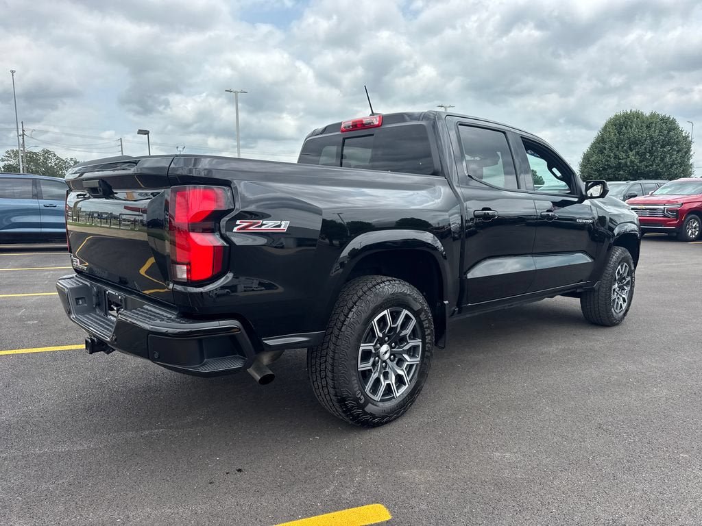 Used 2024 Chevrolet Colorado Z71 w/ Z71 Convenience Package 2 AWD/4WD image 6