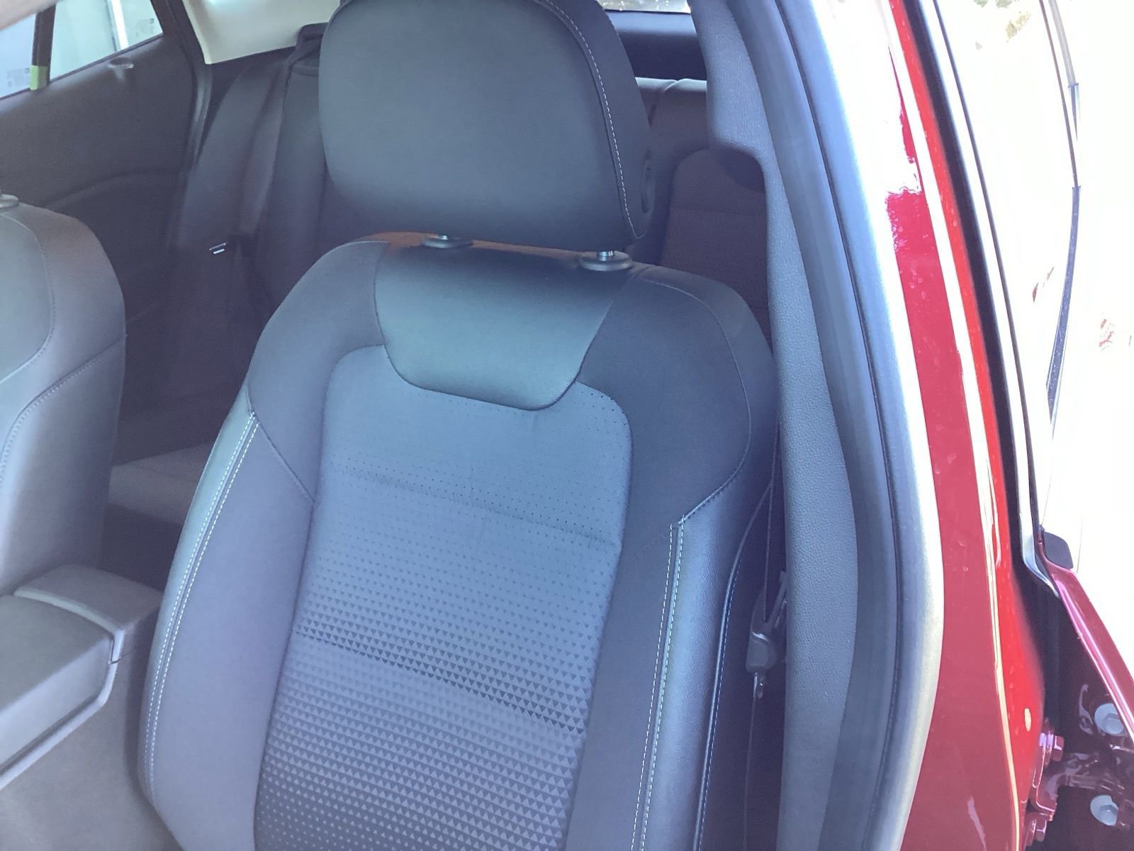 Used 2025 Chevrolet Trax LT image 11