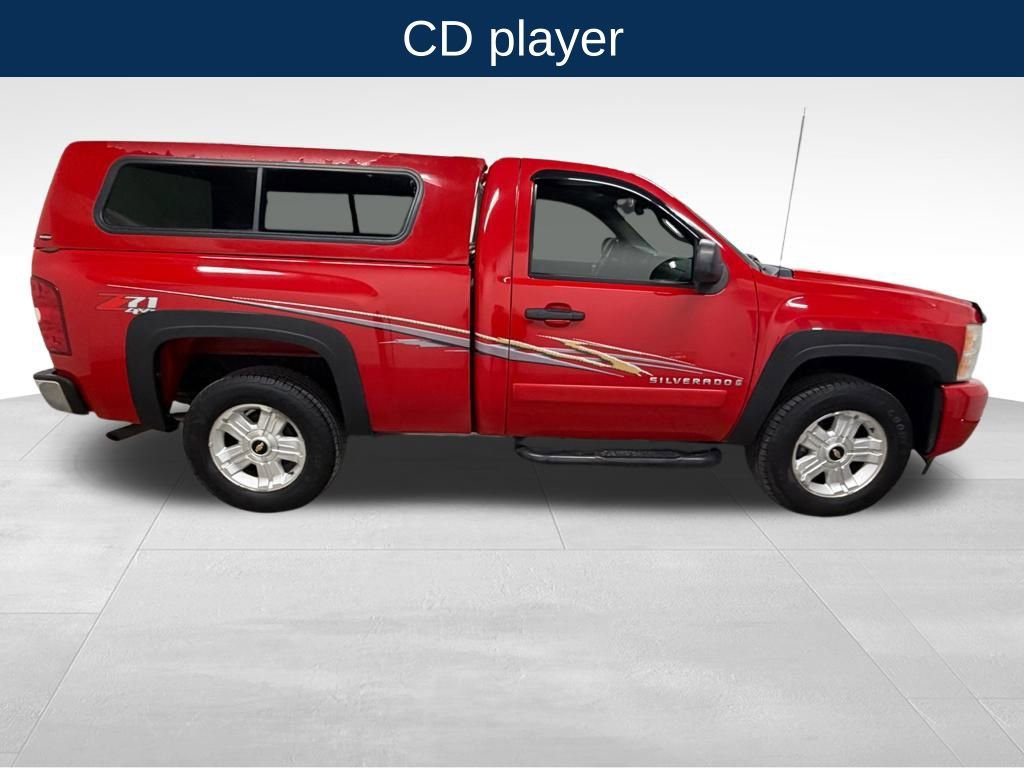 Used 2008 Chevrolet Silverado 1500 LT w/ Suspension Package, Off-Road image 7