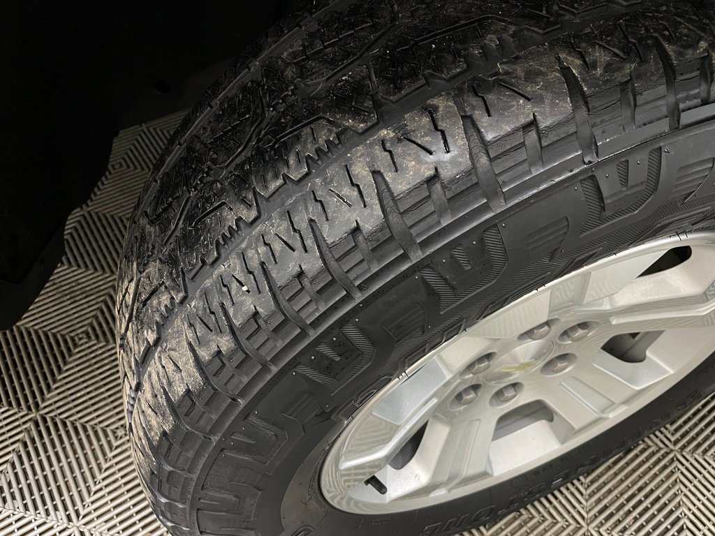 Certified 2019 Chevrolet Silverado 1500 LT w/ All Star Edition image 48