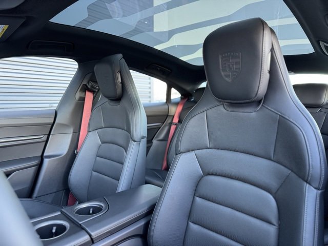 New 2025 Porsche Taycan 4S image 15