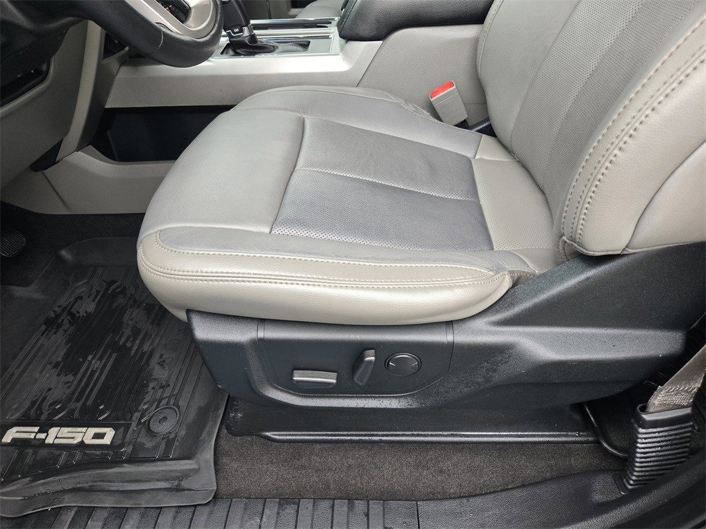 Used 2020 Ford F150 Lariat image 23