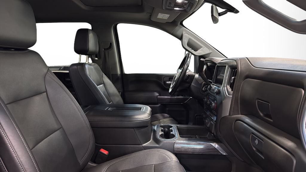 Used 2021 Chevrolet Silverado 3500 LTZ w/ LTZ Convenience Package AWD/4WD image 9