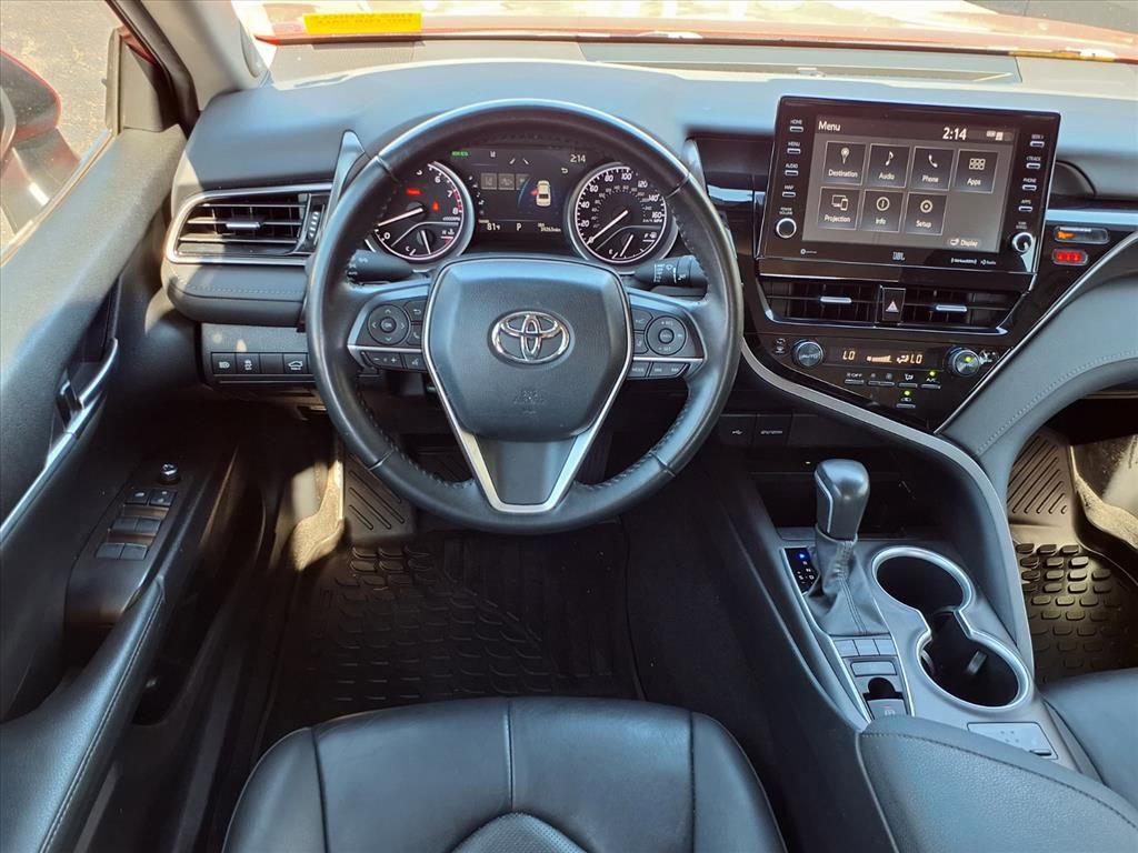 Used 2023 Toyota Camry XLE image 13