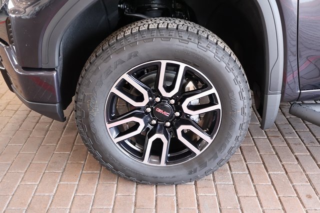 New 2026 GMC Sierra 1500 AT4 w/ AT4 Premium Package image 9
