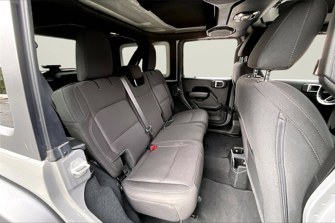 Certified 2022 Jeep Wrangler Unlimited Sport image 23