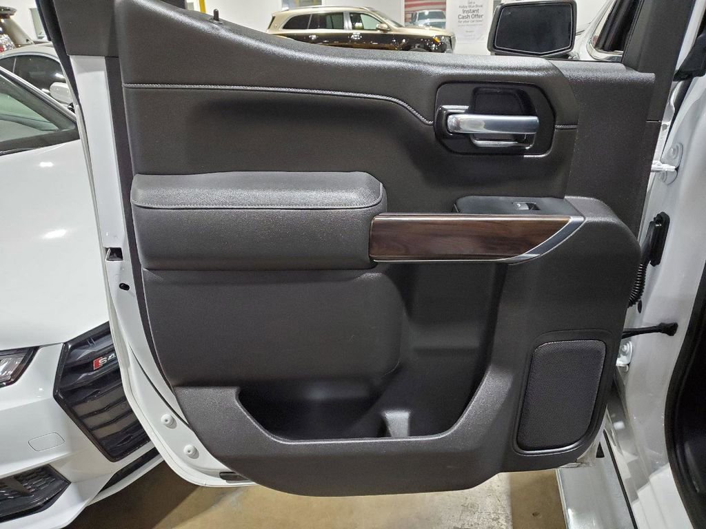 Used 2022 GMC Sierra 1500 SLT image 26