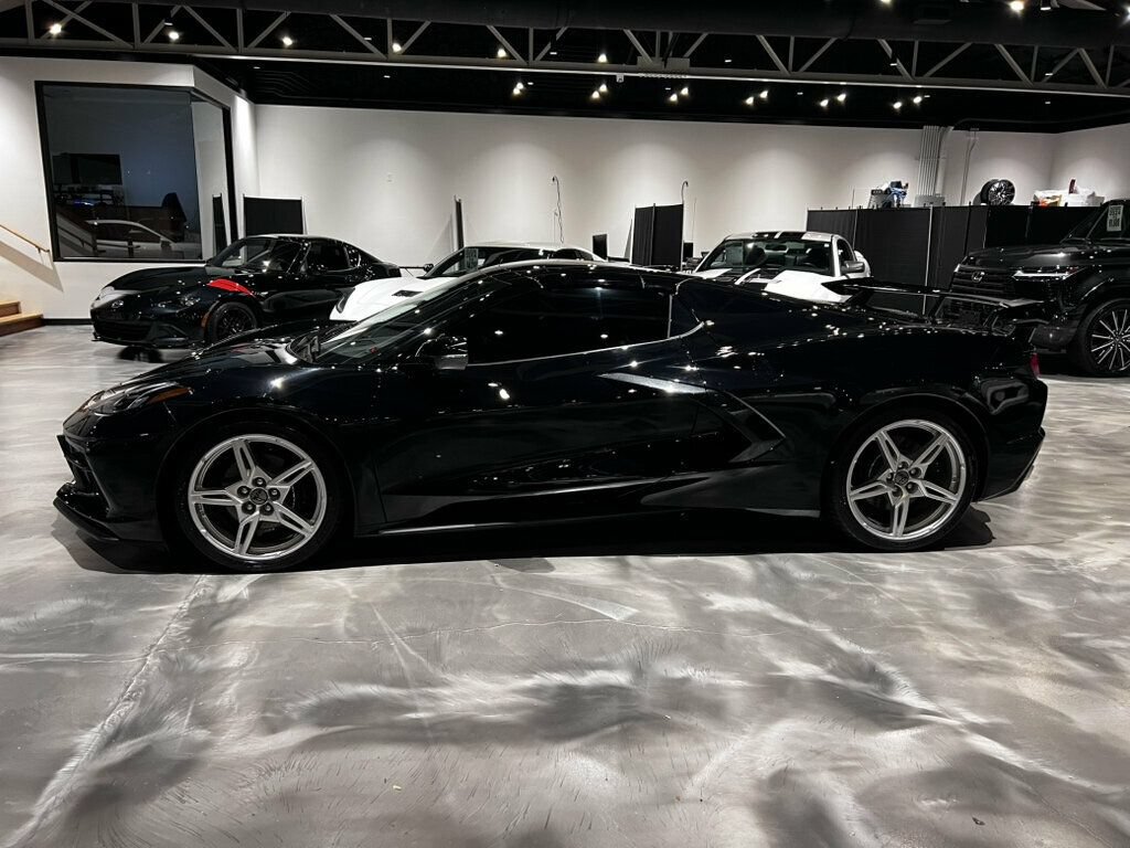 Used 2023 Chevrolet Corvette Stingray Preferred Conv w/ 2LT RWD image 2